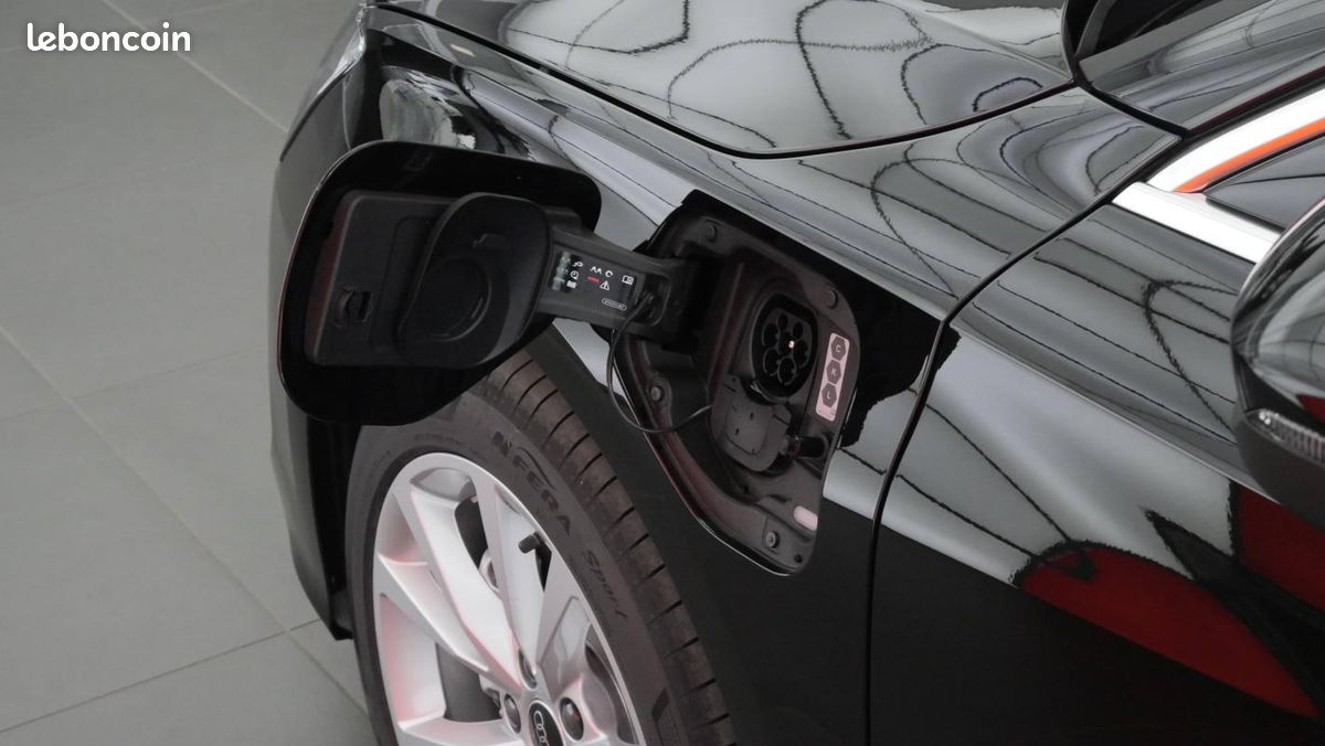 Audi A3 sportback 40 TFSI e Hybride rechargeable 204 S tronic 6 Business Executive (image 6)