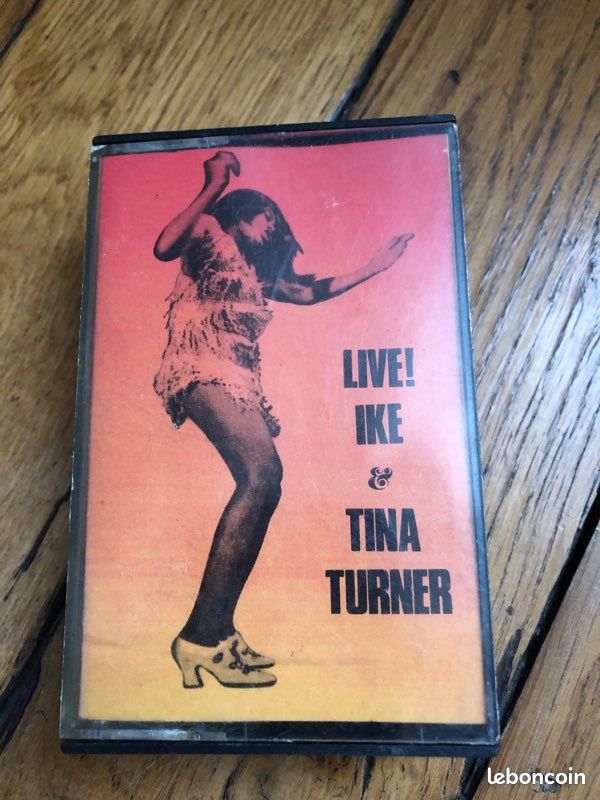 Cassette audio k7 tina turner live Ike (image 1)