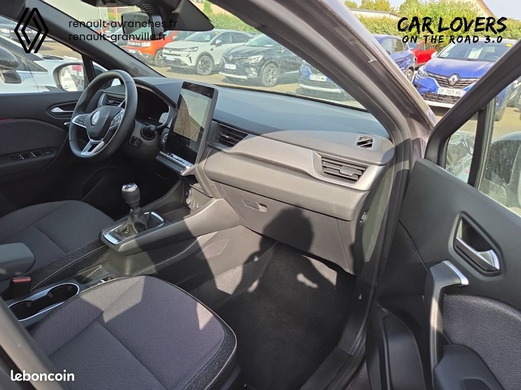 RENAULT Captur TCe 90 ch Techno (image 24)