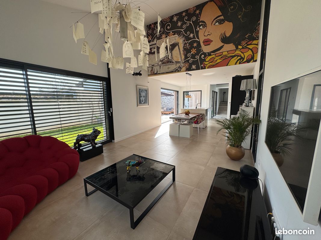 Maison 5 pièces 118 m² · à Vourles · 118 m² · 625 000 €
