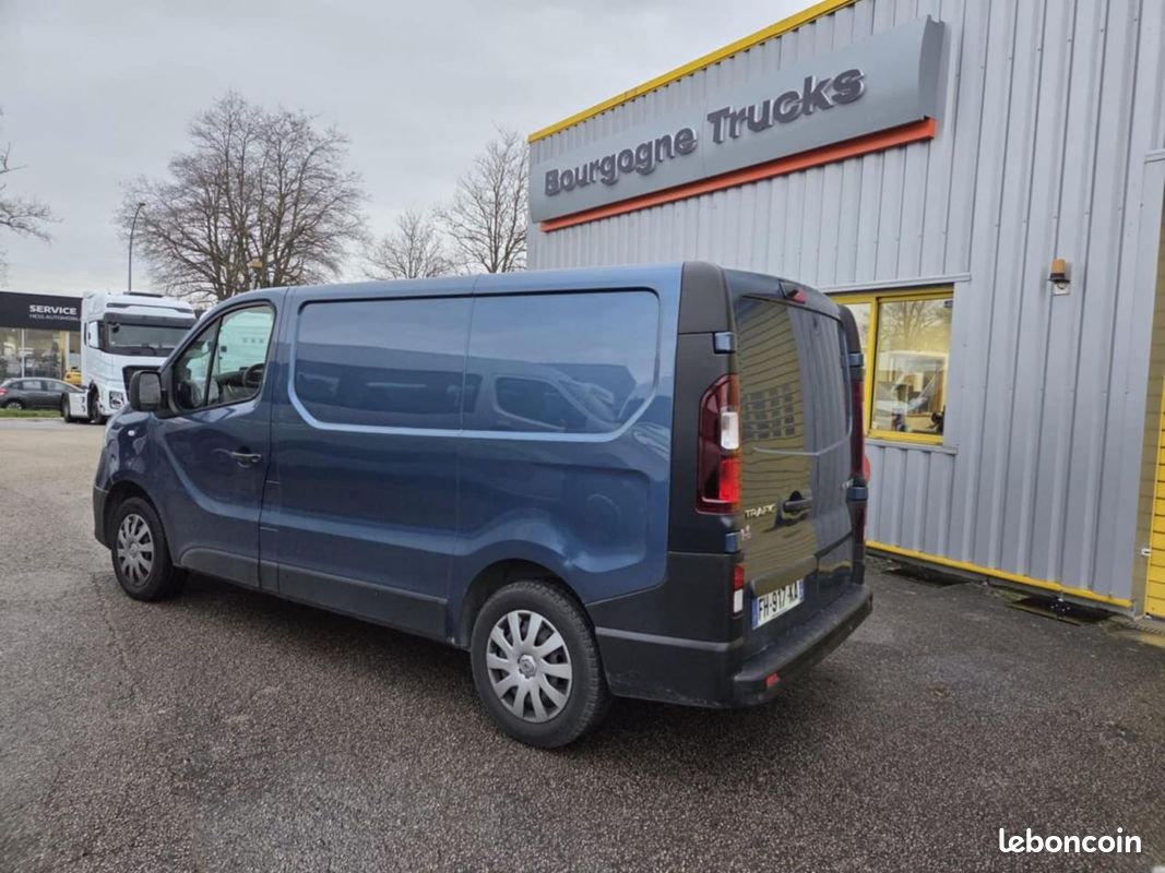 RENAULT TRAFIC L1H1 1000 Kg 1.6 dCi - 95 FOURGON Confort (image 3)