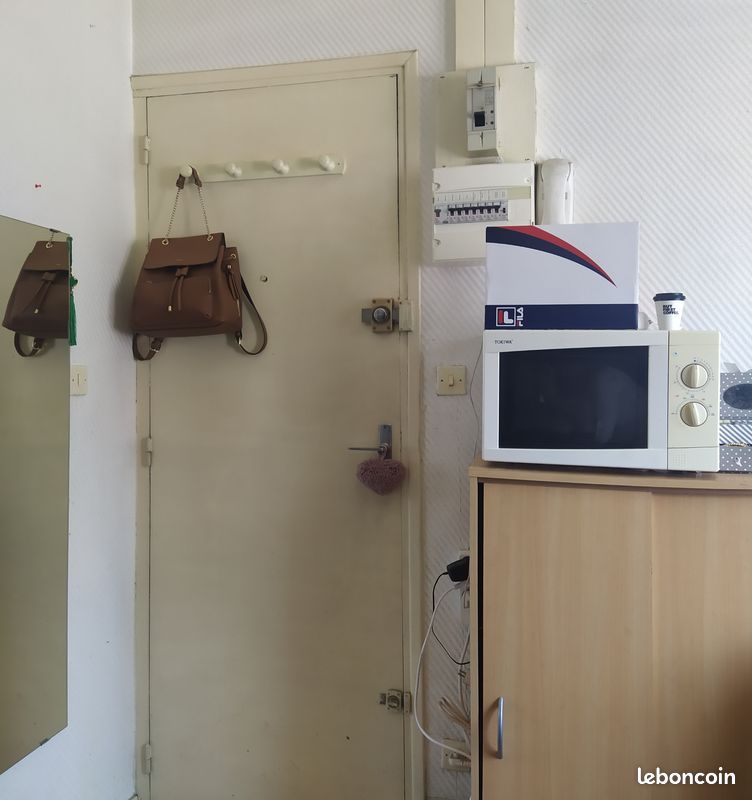Appartement 1 pièce 13 m² · à Lille · 13 m² · 350 €/mois