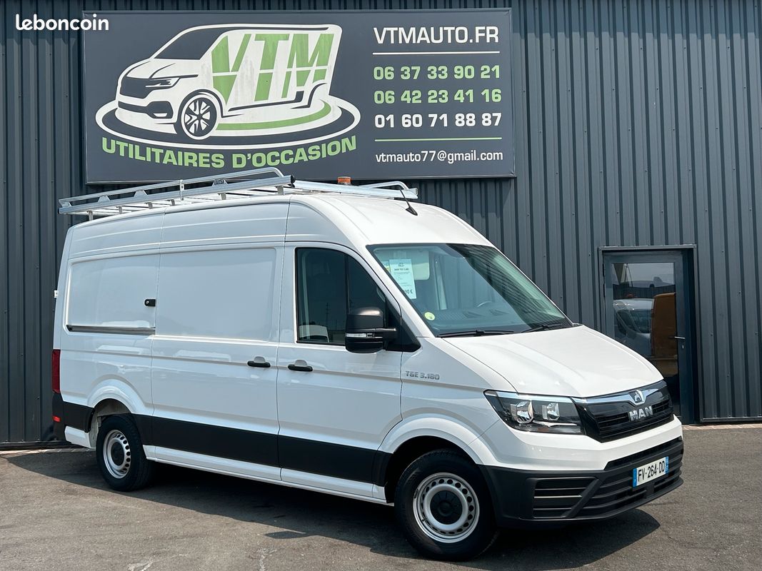 MAN TGE 3.180 2.0 TDI 177ch Bi-Turbo 3.5t Fourgon L3H3 Standard Surélévé Propulsion 7000 Kg de PTRA (image 1)