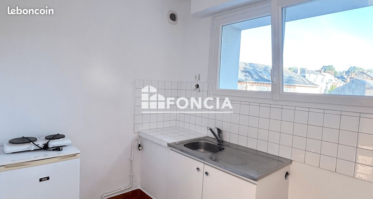Apartment (image 4)