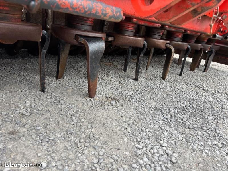Kuhn VENTA 3030 + Kuhn HR3020 (image 7)