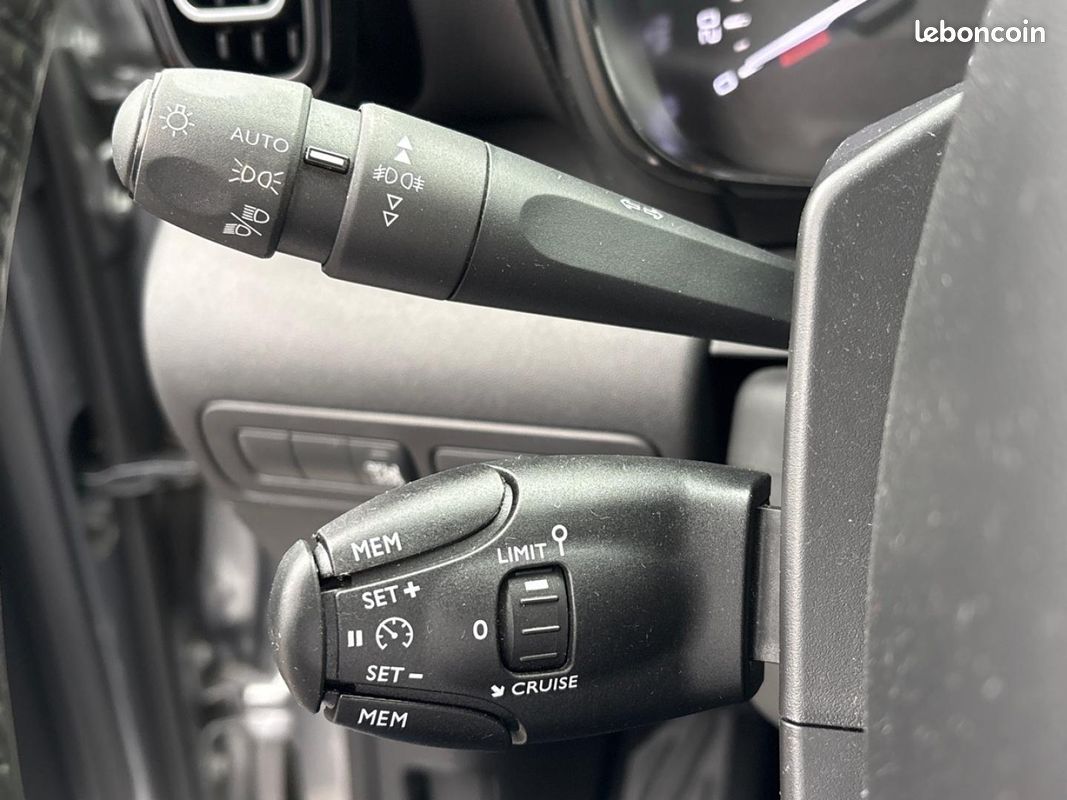 Citroen C3 Aircross PureTech 110ch S&S C-Series 2022 (image 15)