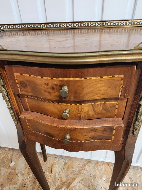 Chevet forme rognon style Louis XVI marquetée (image 6)
