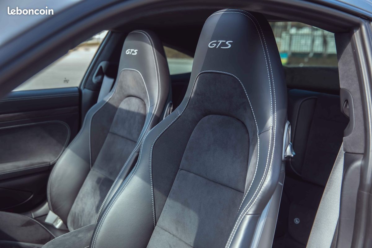 PORSCHE 911 (991) (2) 3.0 450 34CV CARRERA 4 GTS PDK7 - Française - Révisée - Pack GTS - Volant/Sièges chauffants - Bose - TO - Caméra (image 5)