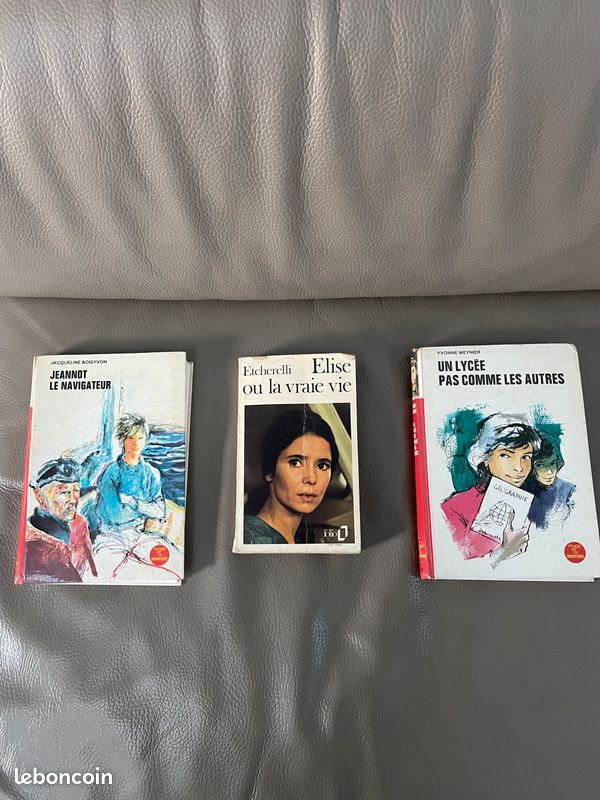 Livres divers (image 1)