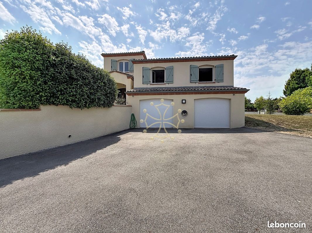 Maison 6 pièces 145 m² · à Rouffiac-Tolosan · 145 m² · 548 000 €
