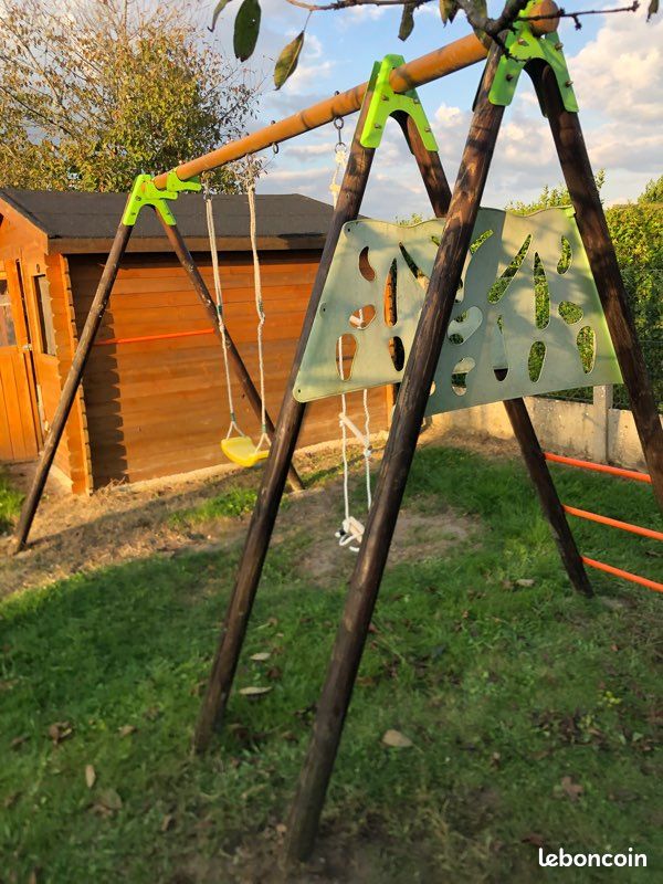 Balançoire en bois (image 2)