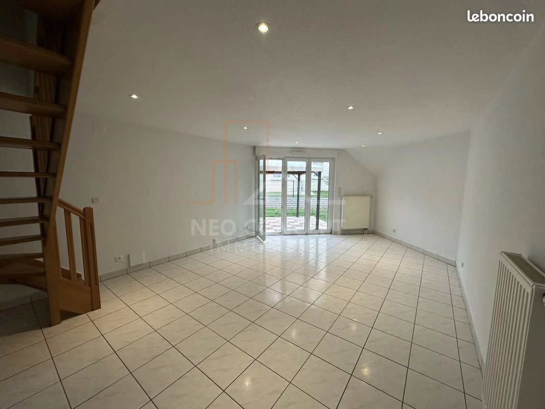Appartement 3 pièces 80 m² · à Seltz · 80 m² · 950 €/mois