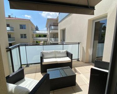Appartement 305 000 € - 64 m²