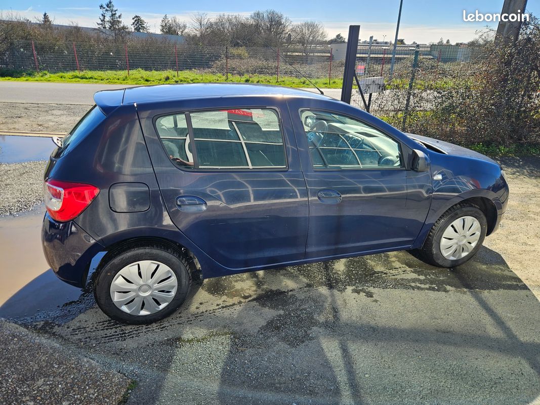 Sandero 1.2 75cv (image 3)