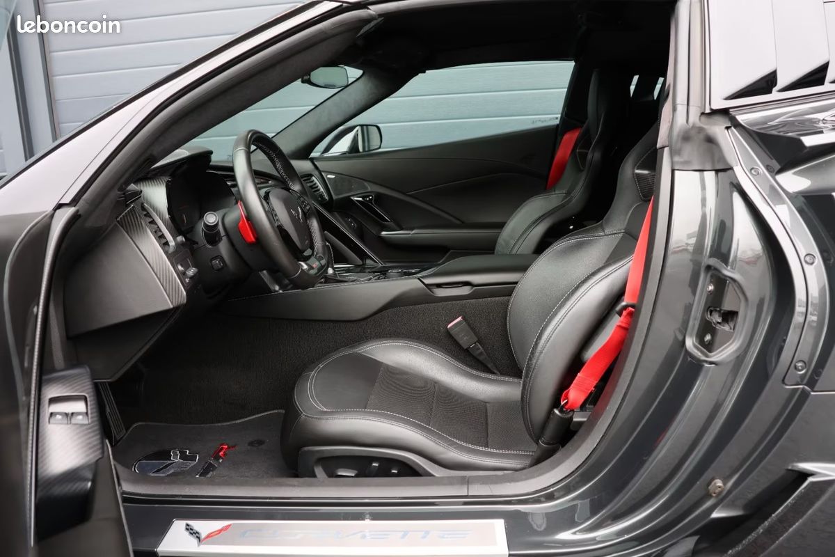 CORVETTE C7 Z06 6.2 V8 659 ch – HUD – Bose – Caméra 360° – Targa Carbone (image 22)
