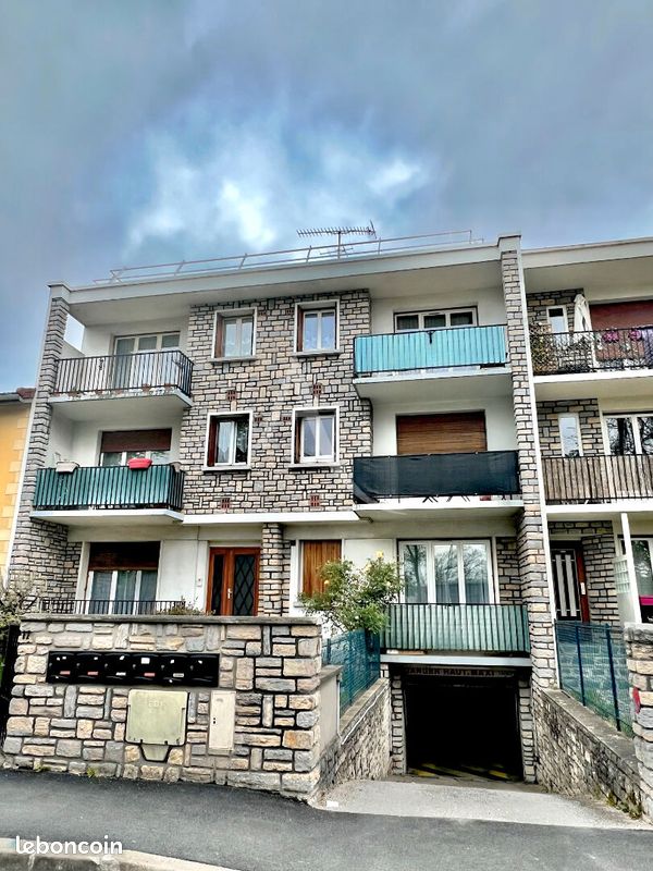 Parking 12 m² · à Chevilly-Larue · 12 m² · 23 000 €