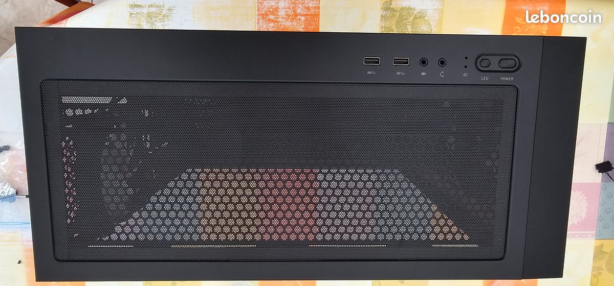 Boîtier PC Gamer MSI MAG Forge 320R Airflow (Boîtier SEUL) (image 4)
