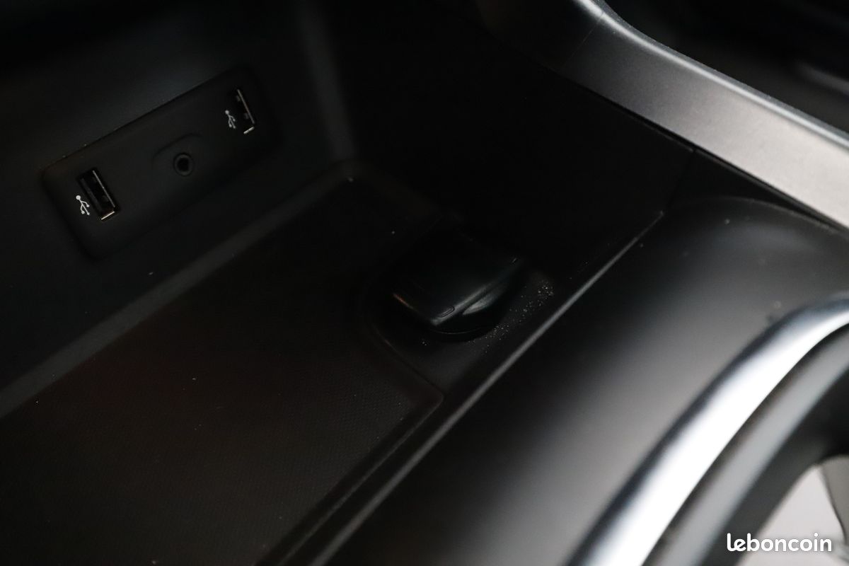 Renault Kadjar 1.3 TCe SL Black Edition EDC 160 ch (image 28)