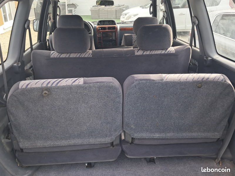 Toyota land cruiser (image 3)