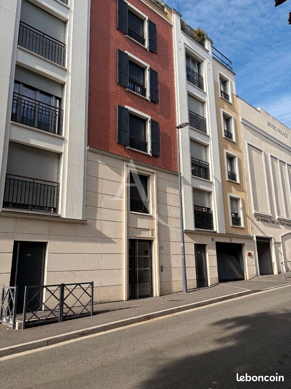 Parking/box NOGENT SUR MARNE · à Nogent-sur-Marne · 110 €/mois