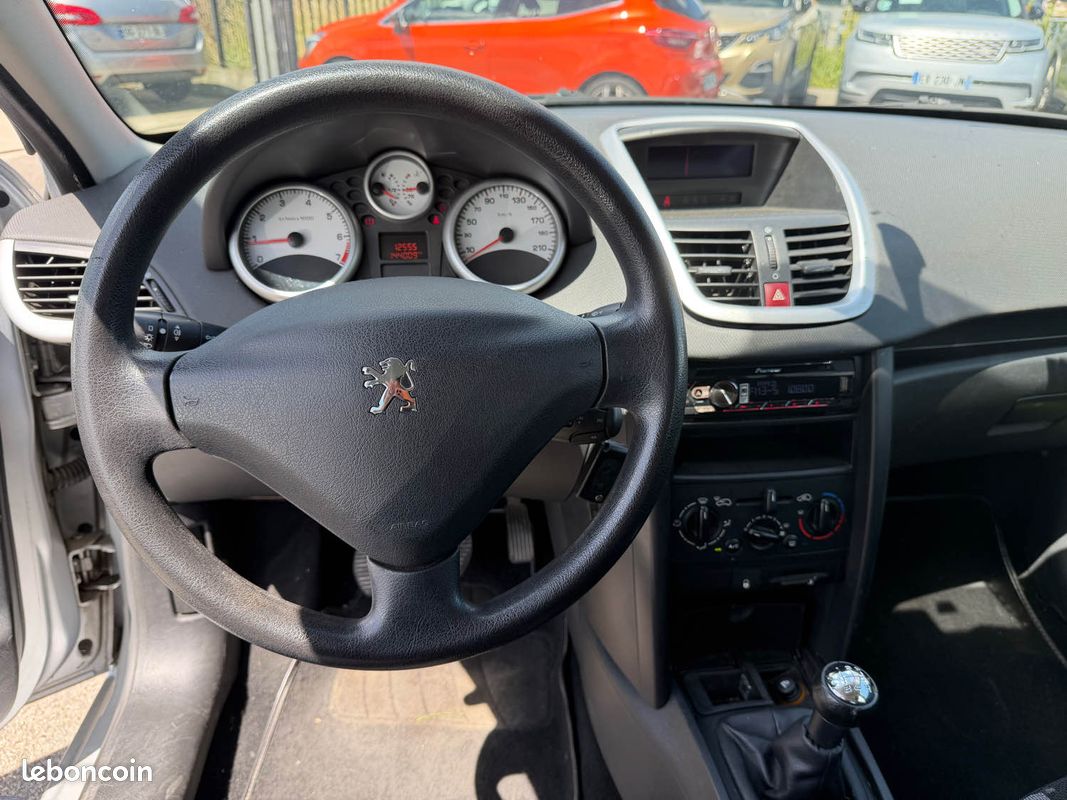 Peugeot 207 1.4e urban 75ch garantie (image 9)