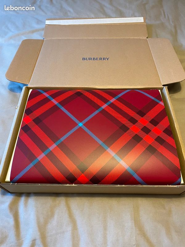 Bermuda blanc Burberry taille 14 ans (image 10)