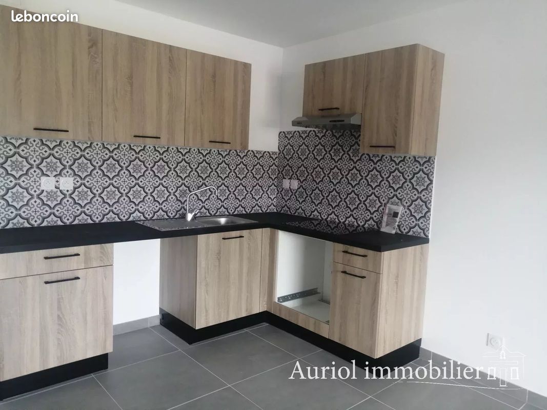 Appartement 2 pièces 45 m² · à Auriol · 45 m² · 955 €