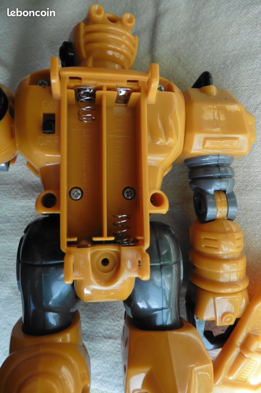 ROBOT 10.09 ER01 sonore électronique 2007. Hap.p.kid Toy. Fonctionne .H