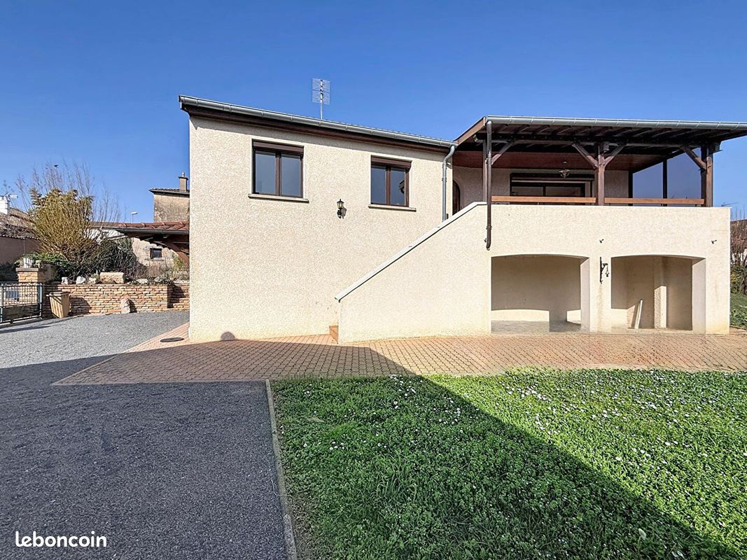 Maison 4 pièces 150 m² · à Crêches-sur-Saône · 150 m² · 295 000 €