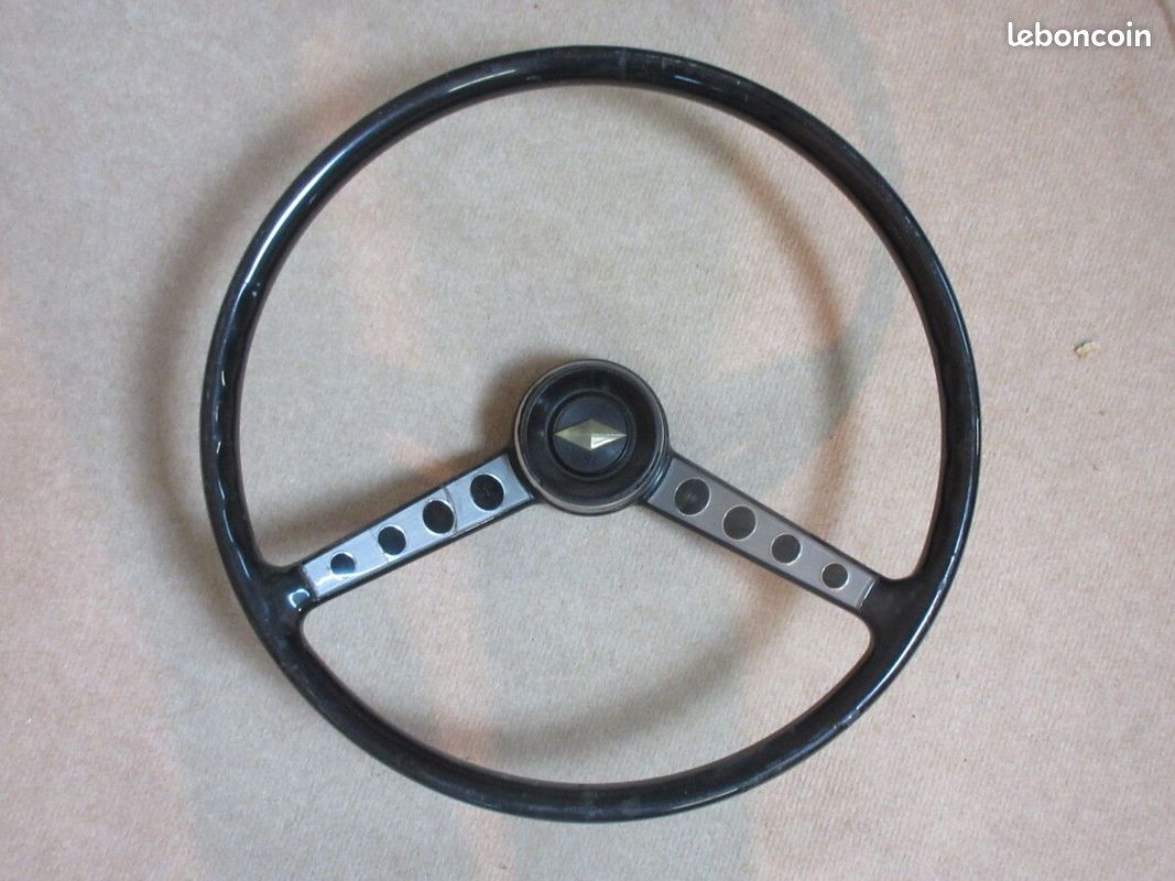 Volant Renault R8 (image 1)