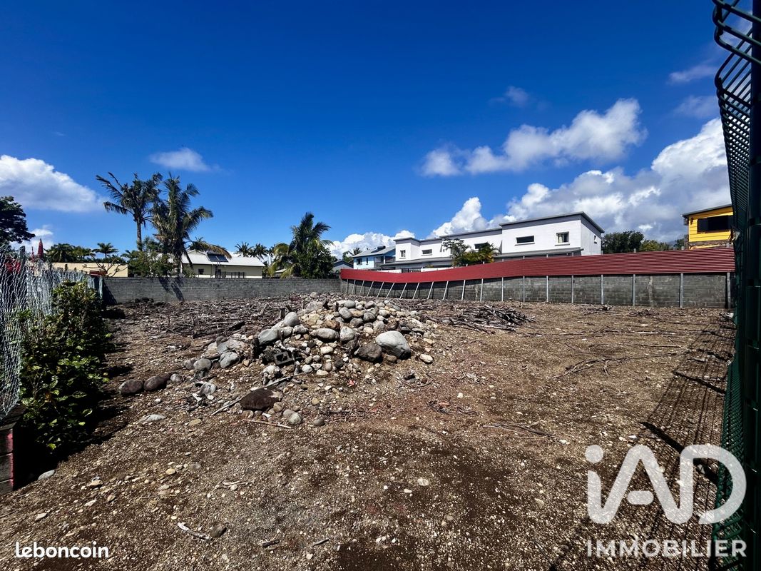 Terrain 771 m² · à Saint-André · 771 m² · 195 000 €