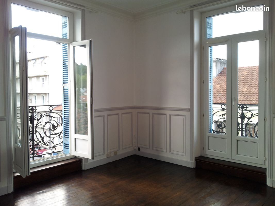 Appartement 3 pièces 90 m² · à Périgueux · 90 m² · 680 €