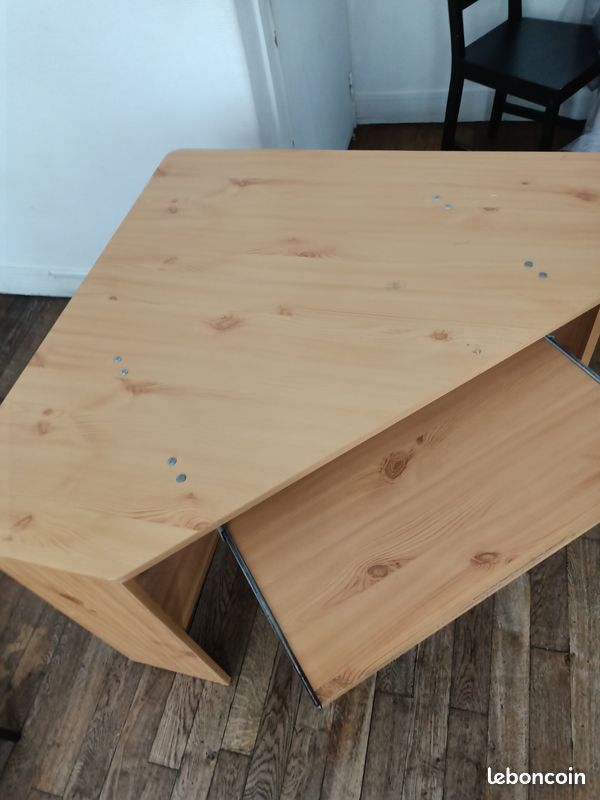 Bureau (image 1)