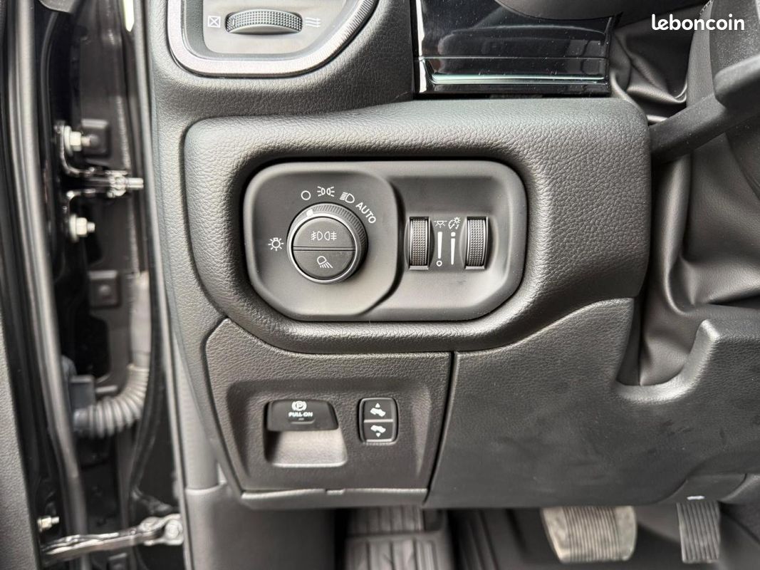 Dodge ram 1500 crew cab rebel (image 15)