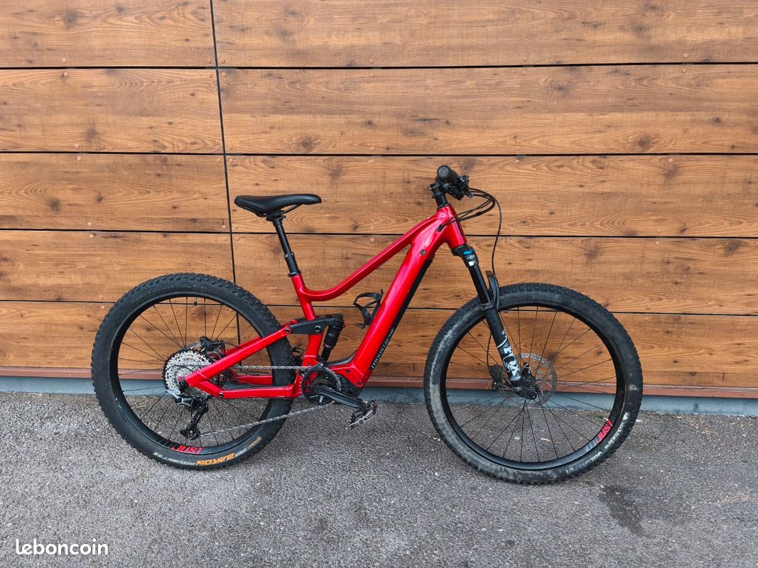 VTT électrique tout suspendu Moustache Wild Vélos