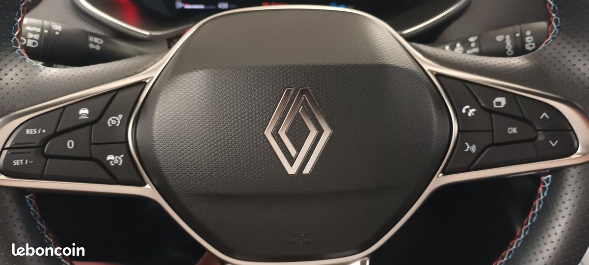Renault Clio V E-Tech full hybrid 145 ch GSR2 Esprit Alpine (image 4)