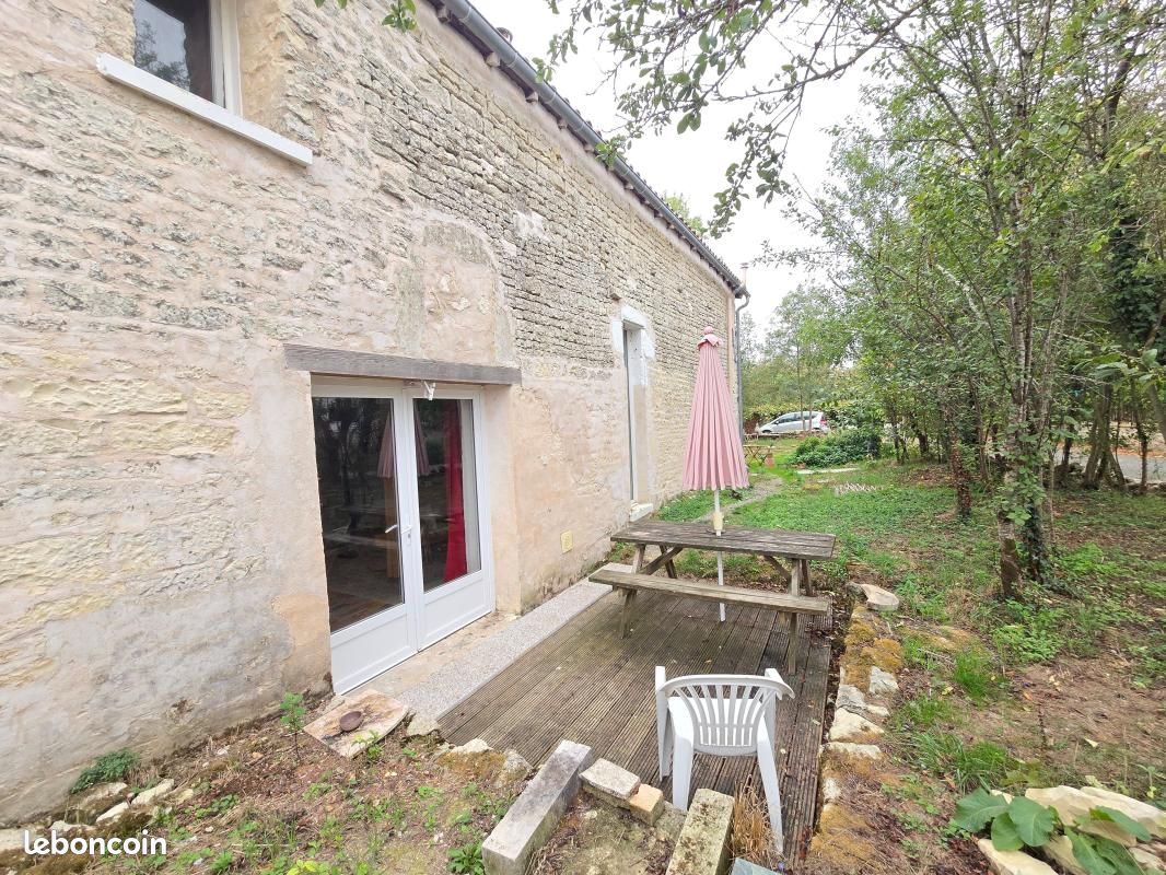 Maison 3 pièces 90 m² · à Dœuil-sur-le-Mignon · 90 m² · 108 000 €