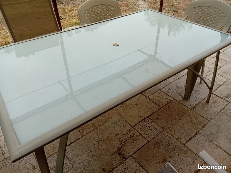 Table exterieure (image 3)