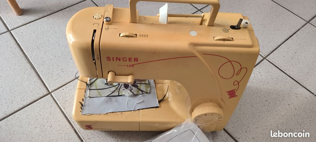 Machine à coudre singer (image 1)