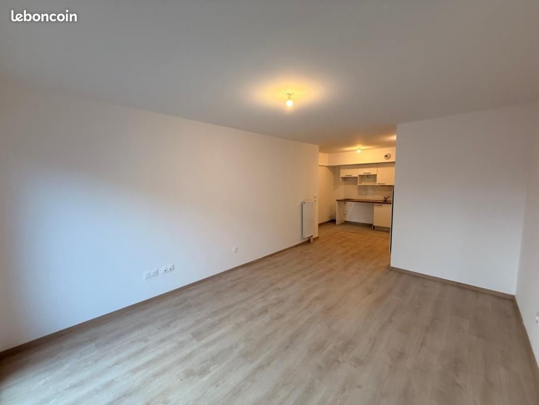 Appartement 2 pièces 48 m² · à Valenciennes · 48 m² · 699 €