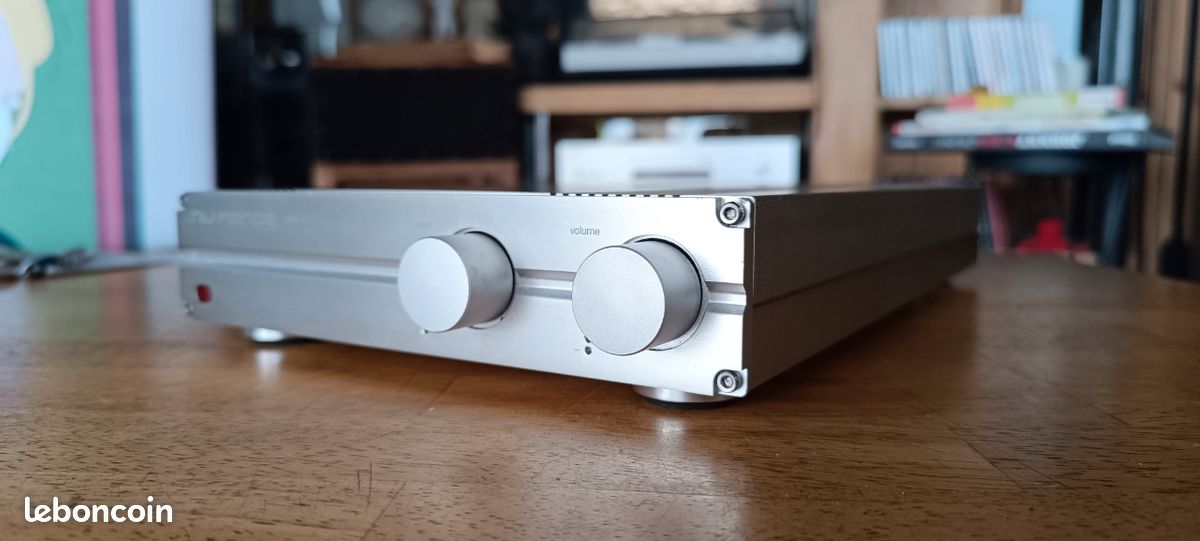 Nuforce IA7 v2 (image 2)
