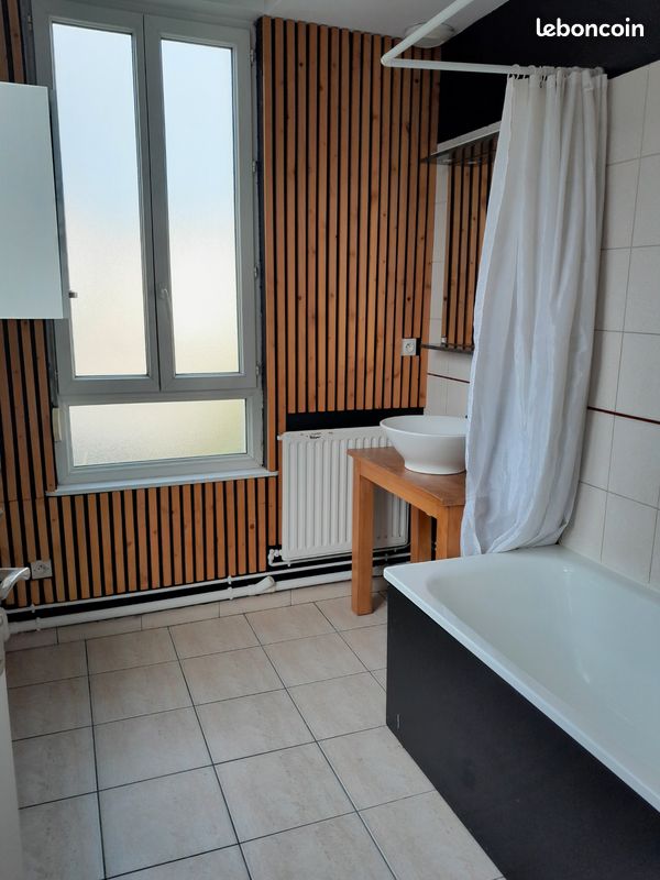 Appartement 3 pièces 47 m² · à Calais · 47 m² · 480 €
