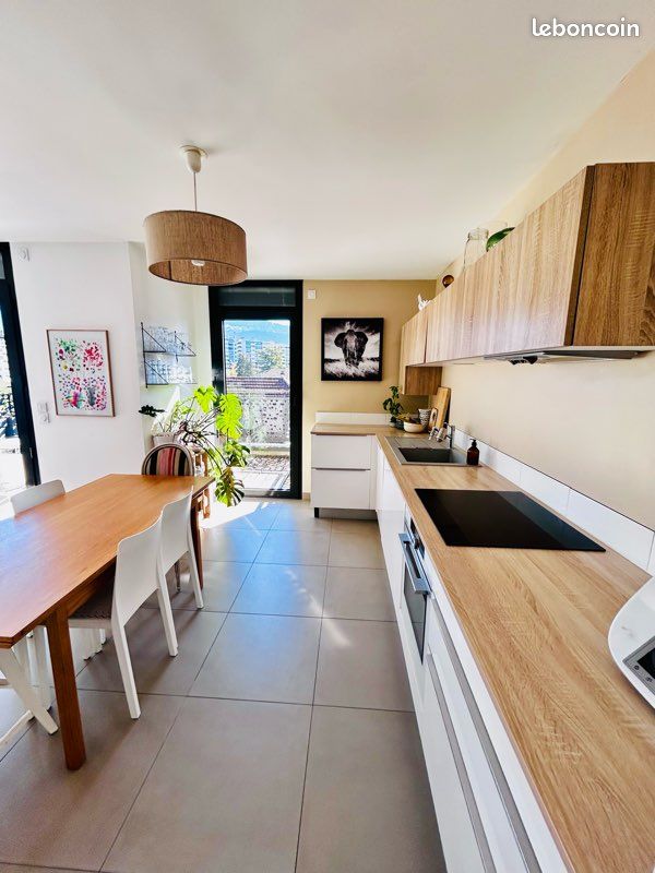 Appartement 4 pièces 80 m² · à Annecy · 80 m² · 695 000 €