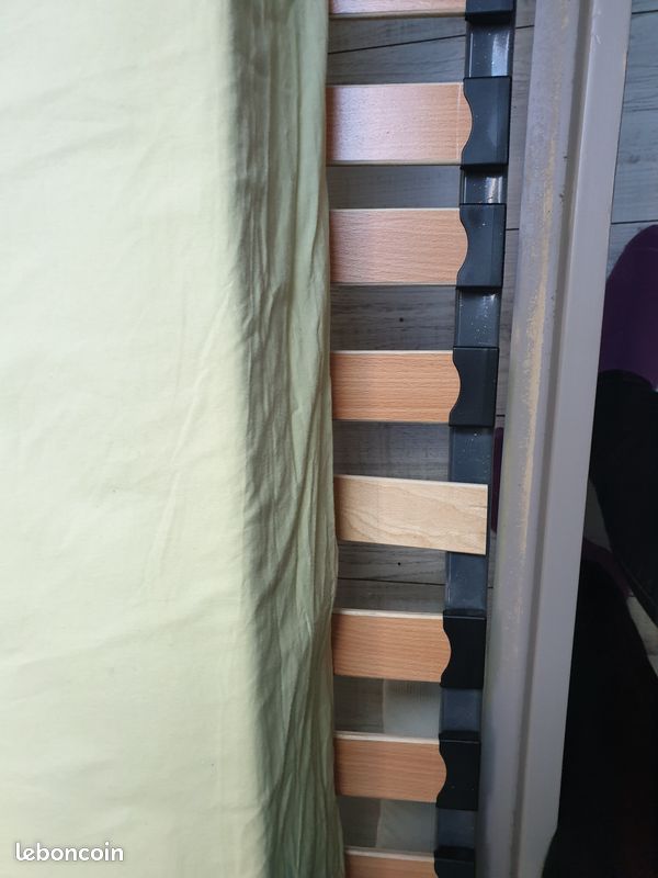Lit 90 (image 2)