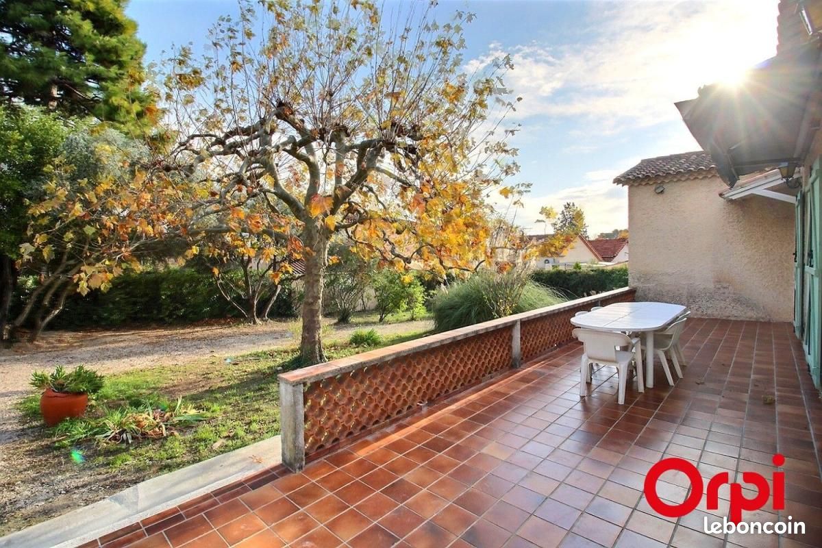 Maison 3 pièces 79 m² · à Plan-de-Cuques · 79 m² · 2 000 €/mois