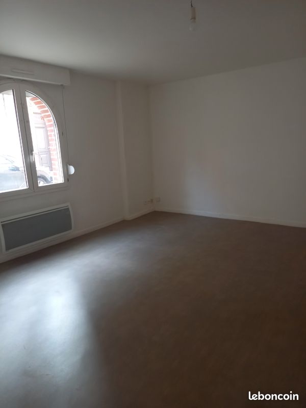 Appartement 5 pièces 87 m² · à Doullens · 87 m² · 83 000 €