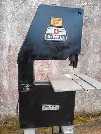 Scie à ruban DeWalt - Bricolage