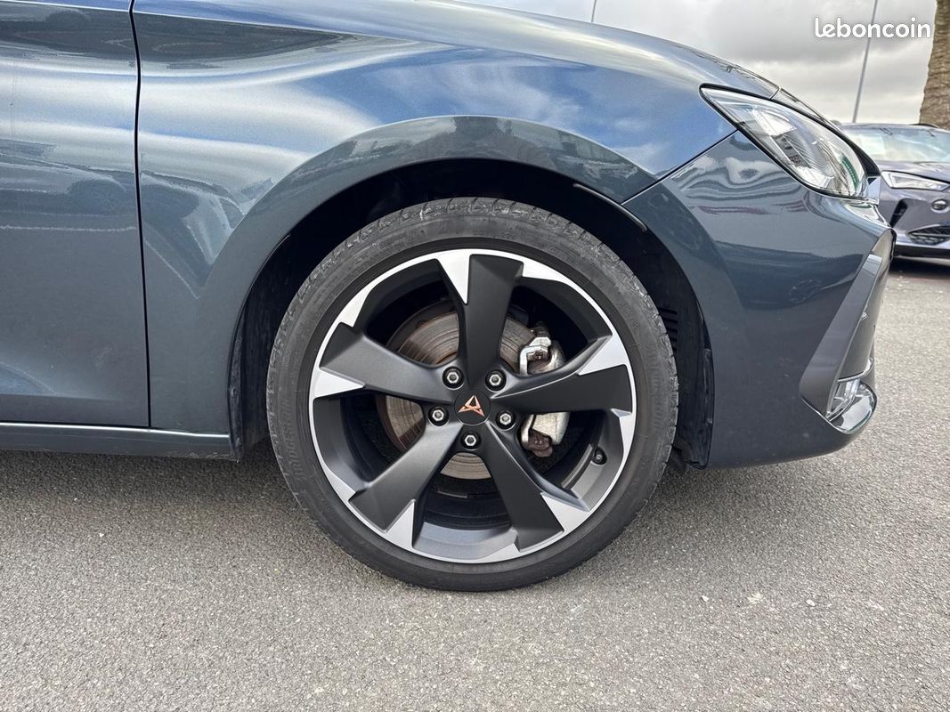 CUPRA Leon 1.5 eTSI Hybrid 150 ch DSG7 V (image 25)