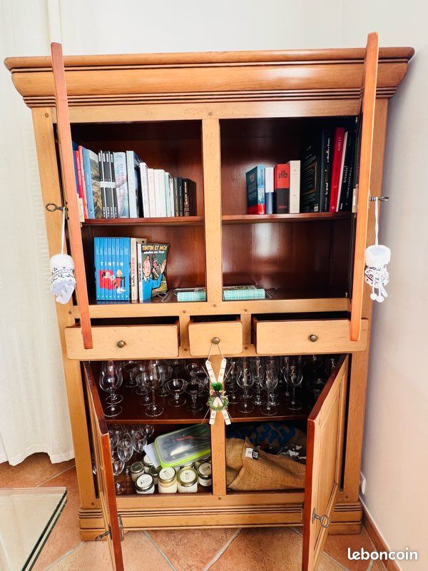Magnifique armoire en bois massif (image 2)