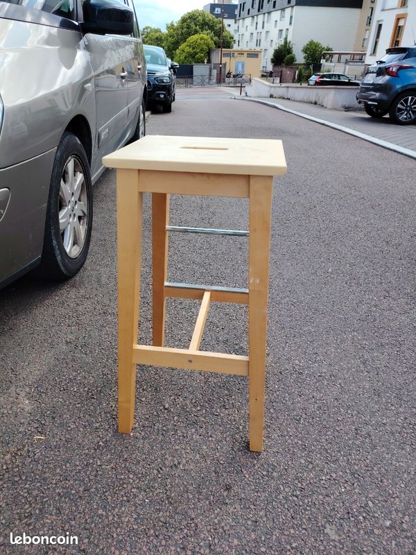 Tabouret de bar (image 1)